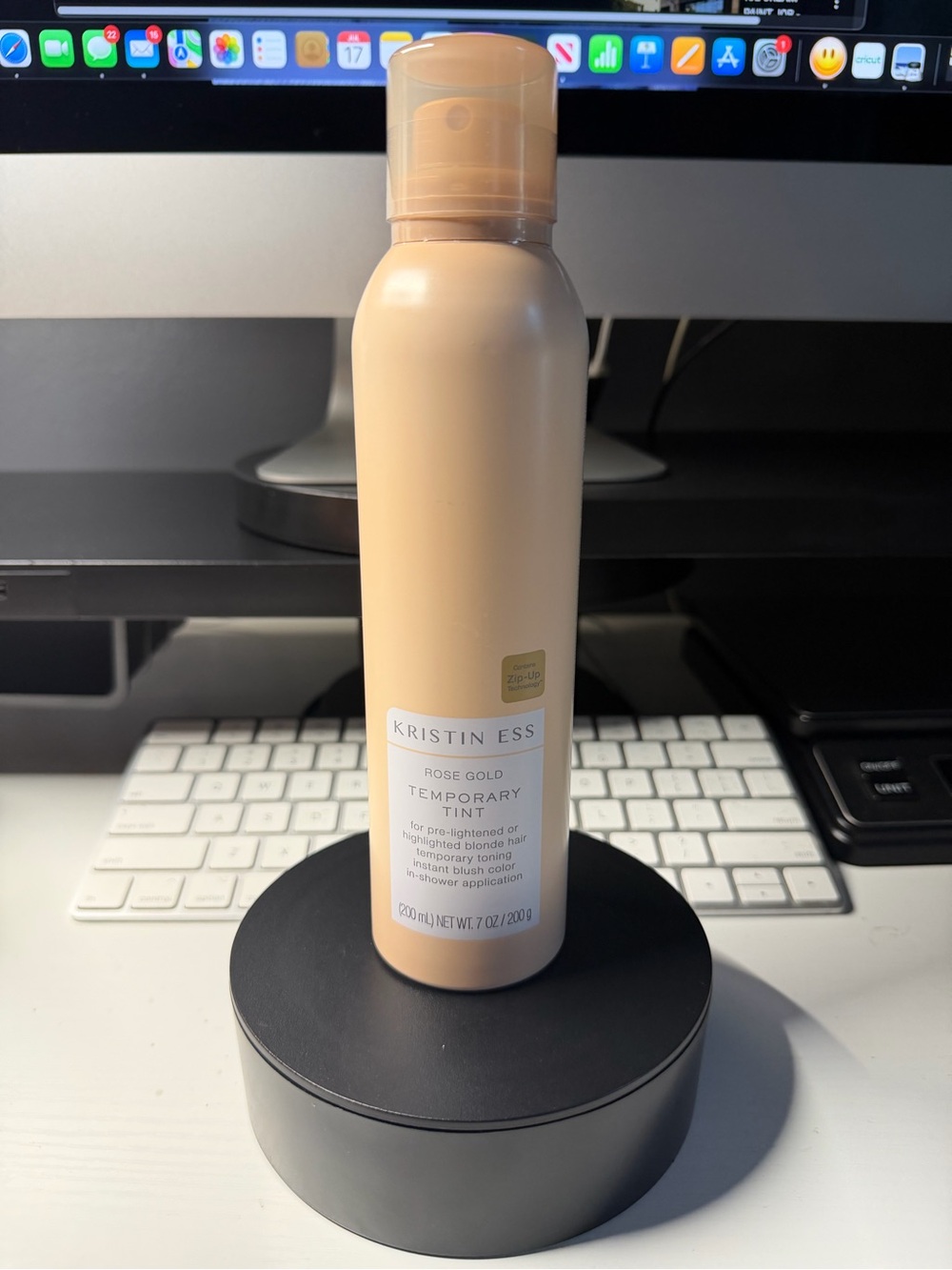 Kristin Ess Rose Gold Temporary Tint Spray for Women - Rose Gold